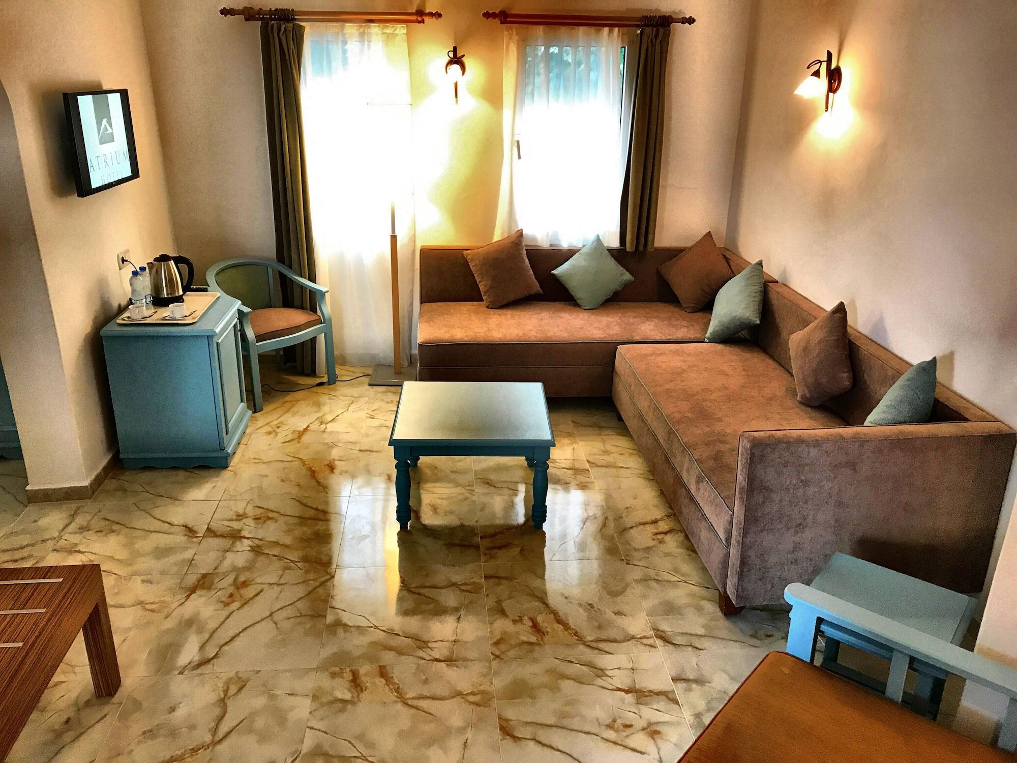 בודרום Hotel Atrium מראה חיצוני תמונה
